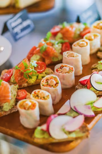 Tartines et sélection d'amuses bouches