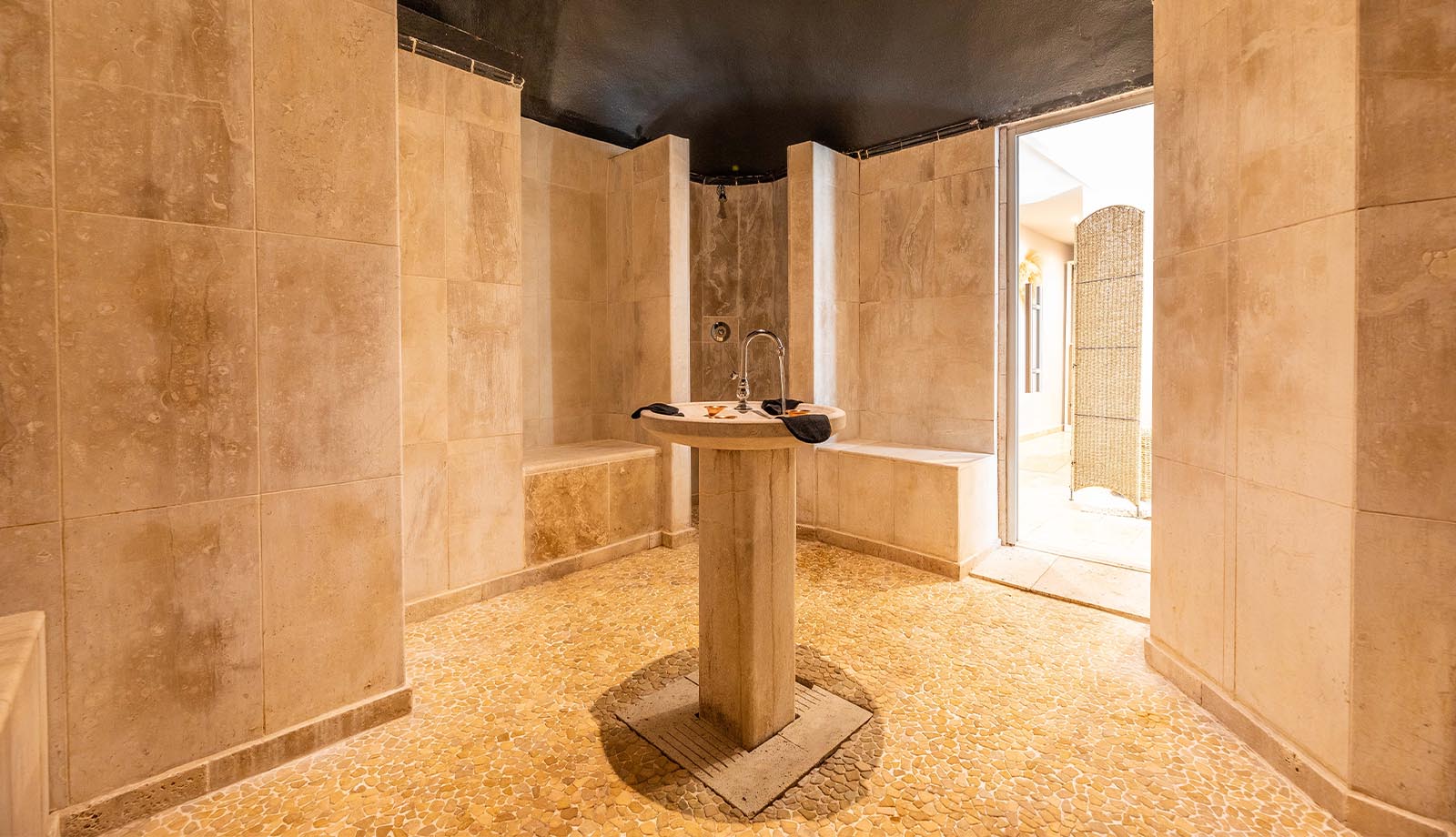 spa_roi_theodore_hammam